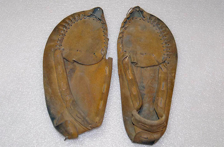 Early Aurland Moccasins